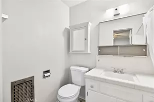 229 S Carmalita, Hemet, CA 92543 - Photo 15