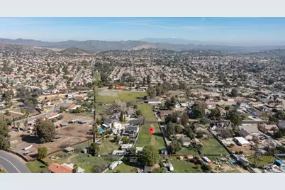 21 Crestview Drive, Lake Elsinore, CA 92530 - Photo 13