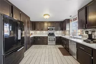 1580 Hickorywood, Hemet, CA 92545 - Photo 5