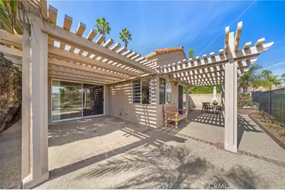 40466 Via Estrada, Murrieta, CA 92562 - Photo 11