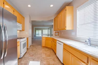 29446 Honneywood Drive, Menifee, CA 92584 - Photo 7