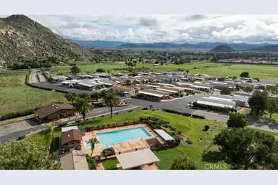 24515 California Avenue, Hemet, CA 92545 - Photo 13