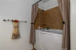 29427 Bentcreek Ct, Menifee, CA 92584 - Photo 17