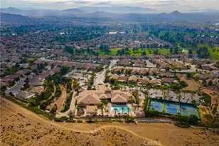 29427 Bentcreek Ct, Menifee, CA 92584 - Photo 59