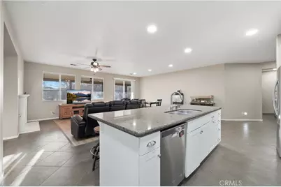 35831 Bobcat Way, Murrieta, CA 92563 - Photo 5