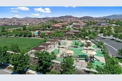 35831 Bobcat Way, Murrieta, CA 92563 - Photo 45