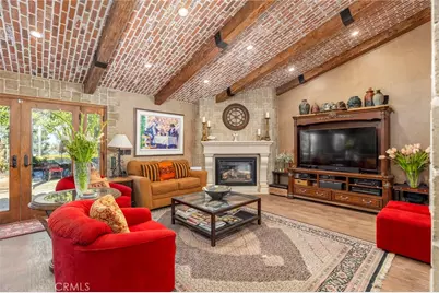 14260 Grande Vista Avenue, Perris, CA 92570 - Photo 5