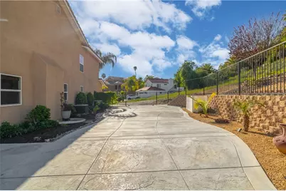 22270 Pinto Drive, Canyon Lake, CA 92587 - Photo 57