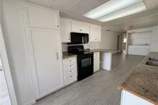 22895 Skylink Dr, Canyon Lake, CA 92587 - Photo 15