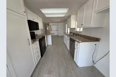 22895 Skylink Drive, Canyon Lake, CA 92587 - Photo 7