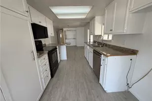 22895 Skylink Dr, Canyon Lake, CA 92587 - Photo 7