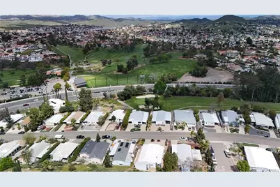 22895 Skylink Drive, Canyon Lake, CA 92587 - Photo 5