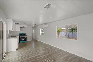 1097 N State, Hemet, CA 92543 - Photo 9