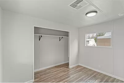 1097 N State #25, Hemet, CA 92543 - Photo 17