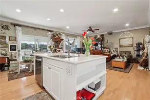 33589 Eugenia Ln, Murrieta, CA 92563 - Photo 13