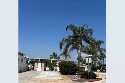 1295 S Cawston Avenue, Hemet, CA 92545 - Photo 1