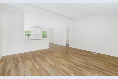 42580 E Benton, Hemet, CA 92544 - Photo 11