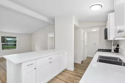 42580 E Benton, Hemet, CA 92544 - Photo 15