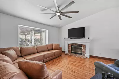 19250 Henshaw Court, Lake Elsinore, CA 92530 - Photo 13