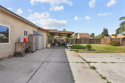 19250 Henshaw Court, Lake Elsinore, CA 92530 - Photo 39