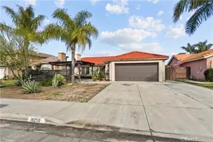 19250 Henshaw Ct, Lake Elsinore, CA 92530 - Photo 3