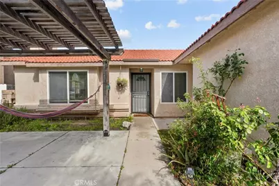 19250 Henshaw Court, Lake Elsinore, CA 92530 - Photo 9