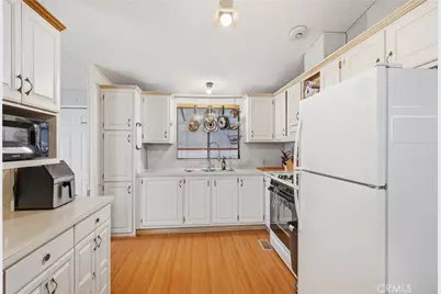 575 S Lyon #110, Hemet, CA 92543 - Photo 9