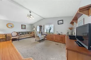 575 S Lyon, Hemet, CA 92543 - Photo 3