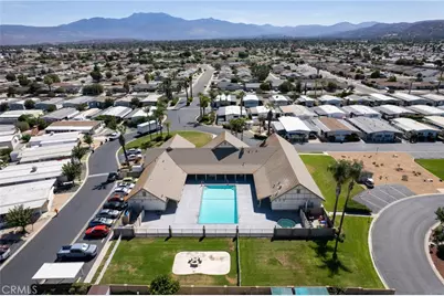 575 S Lyon #110, Hemet, CA 92543 - Photo 5