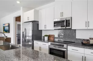 300 Grand Sky Ln, Perris, CA 92570 - Photo 3