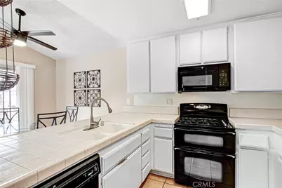 26203 Shadywood, Menifee, CA 92586 - Photo 13