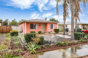 2131 Avenida Olivos, Hemet, CA 92545 - Photo 3