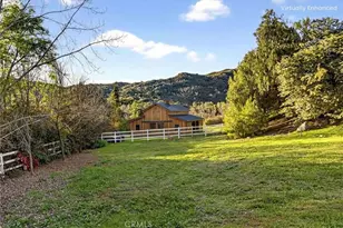 41275 Hacienda Dr, Murrieta, CA 92562 - Photo 51