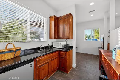 41275 Hacienda Drive, Murrieta, CA 92562 - Photo 13