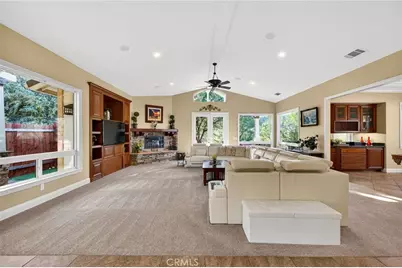 41275 Hacienda Drive, Murrieta, CA 92562 - Photo 13