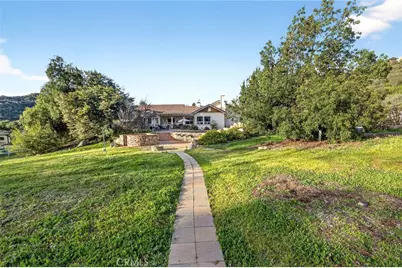 41275 Hacienda Drive, Murrieta, CA 92562 - Photo 49