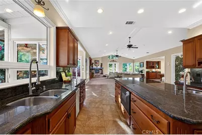 41275 Hacienda Drive, Murrieta, CA 92562 - Photo 29