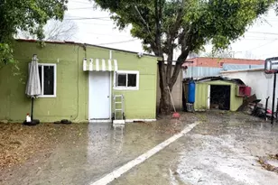 3005 11th Ave, Los Angeles, CA 90018 - Photo 25