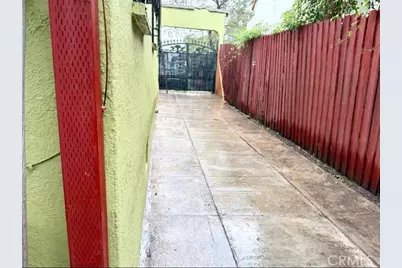 3005 11th Avenue, Los Angeles, CA 90018 - Photo 21