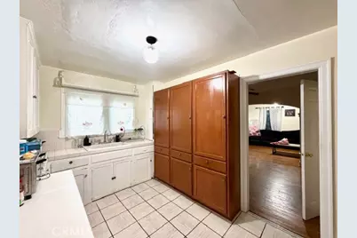 3005 11th Avenue, Los Angeles, CA 90018 - Photo 9