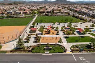 34712 Swan Valley Ct, Murrieta, CA 92563 - Photo 49