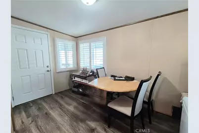 1295 S Cawston #102, Hemet, CA 92545 - Photo 7