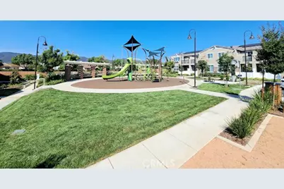 41987 Isadora #1402, Murrieta, CA 92562 - Photo 5