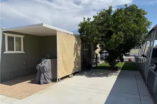 260 N Lyon, Hemet, CA 92543 - Photo 15