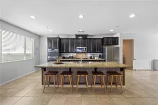 37521 Coffeeberry Ct, Murrieta, CA 92563 - Photo 7