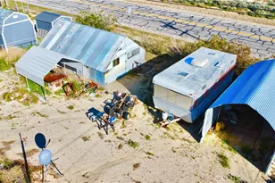 84607 Searles St, Trona, CA 93562 - Photo 7