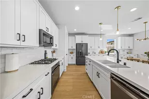 32017 Radiant Dr, Temecula, CA 92591 - Photo 23