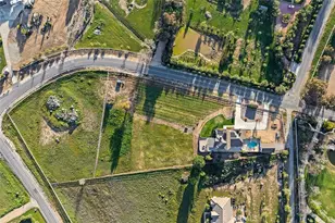 39550 Calle De Companero, Murrieta, CA 92562 - Photo 3