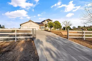 39550 Calle De Companero, Murrieta, CA 92562 - Photo 43