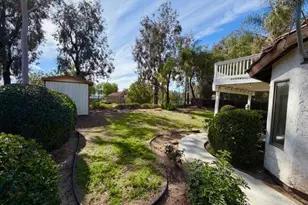 25455 Knollwood Dr, Murrieta, CA 92563 - Photo 33